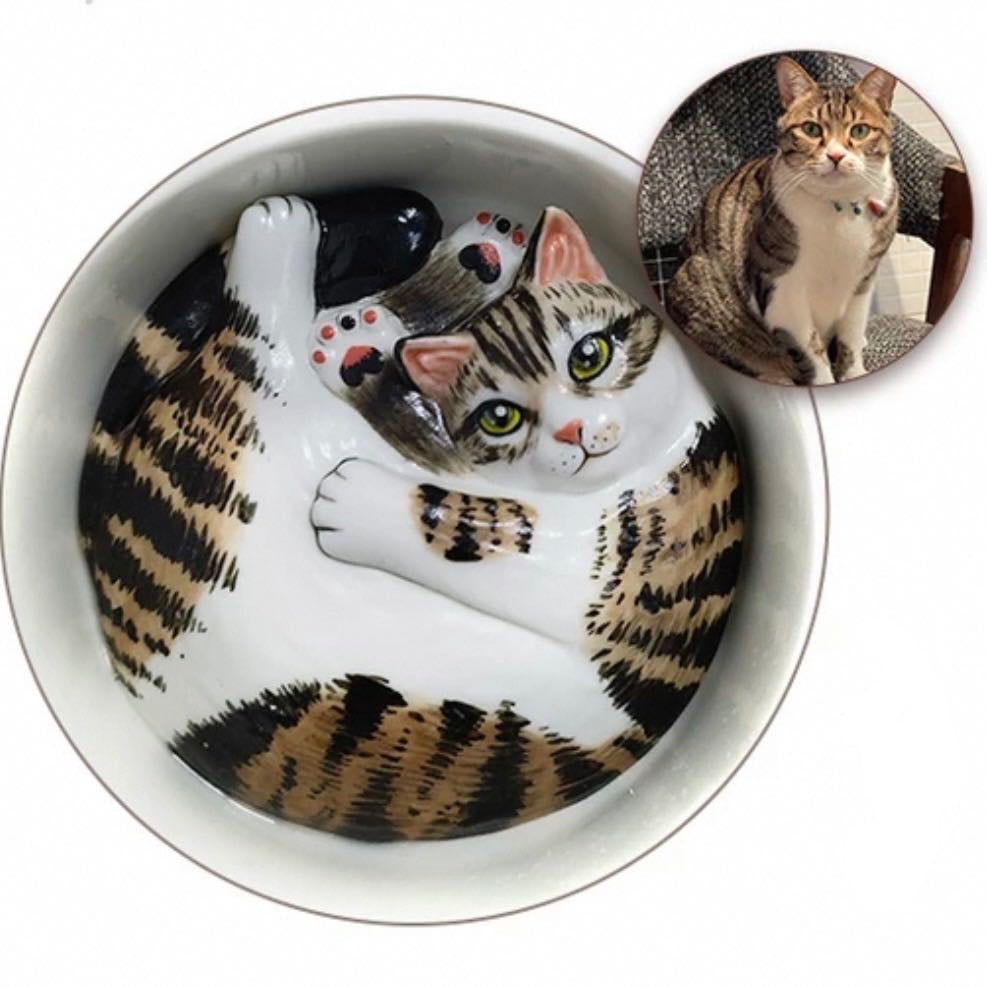 Pet portrait cup customization process — design sketch approval stage, MeowCeramics