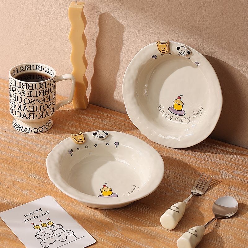 Embossed Adorable Button-Style Cat and Dog Ceramic Straw Hat Plate