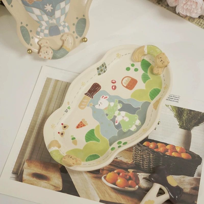 【Handmade to Order】Cute 3D Cat Scalloped Plate