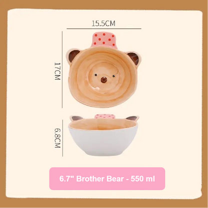 Ceramic bear-shaped container with dimensions and capacity details on a beige background