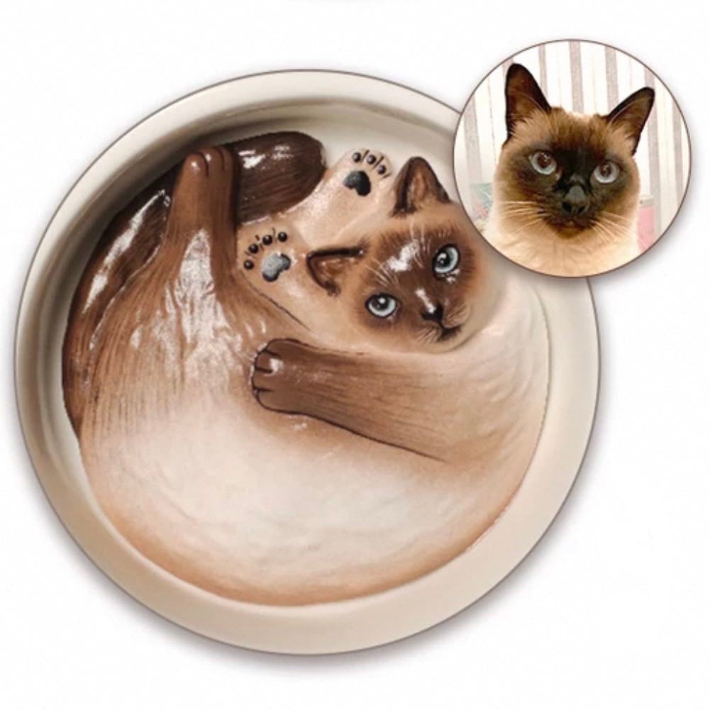 Custom pet portrait cup example — siamese cat illustration, MeowCeramics